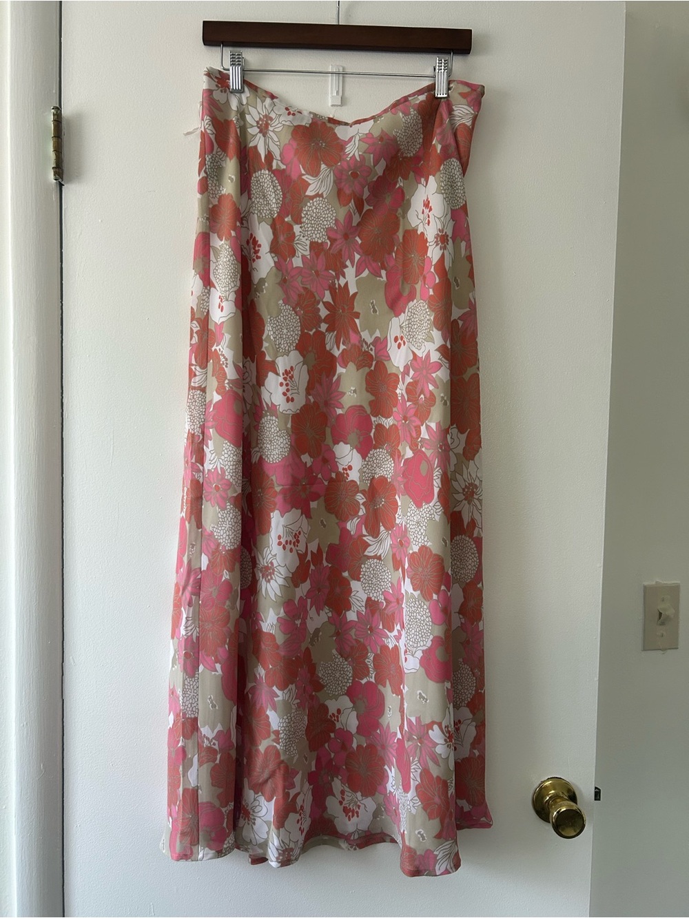 Kasper floral pink skirt